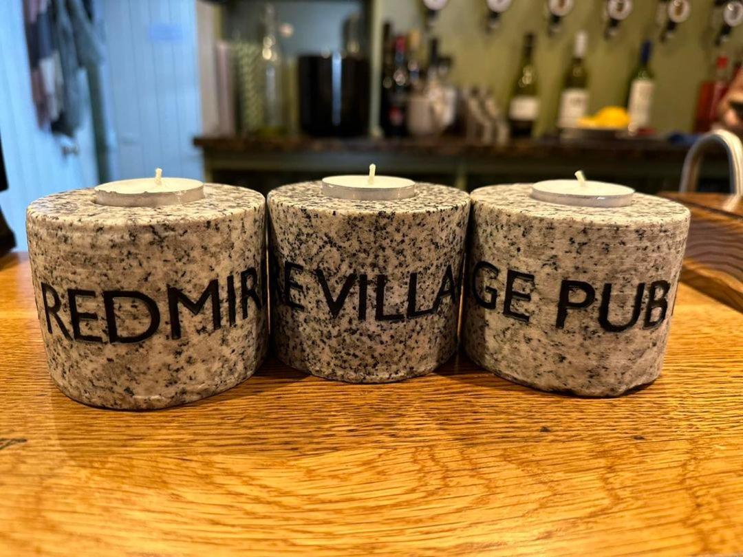 Redmire Village Pub Exterior foto